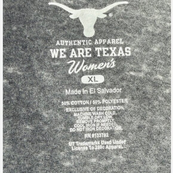 NWT Texas Longhorns Hook ’Em Horns Distressed Gray Graphic T-Shirt Women’s XL - Picture 8 of 8